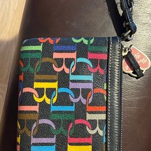 Used Dooney & Bourke wristlet